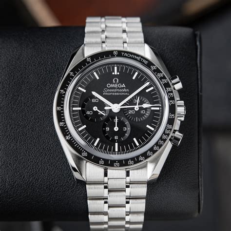 omega speedmaster professional cost